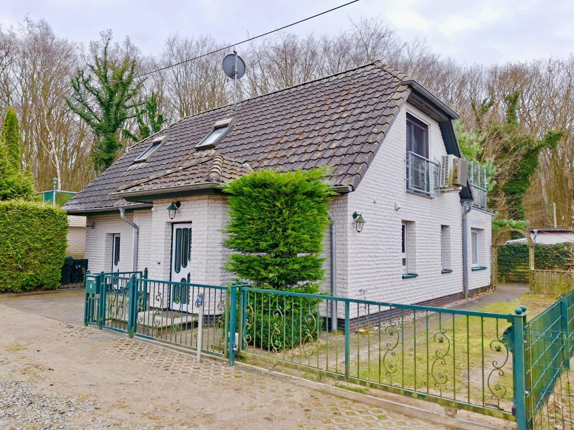 Ferienhaus Am Strand Loissin Bagian luar foto